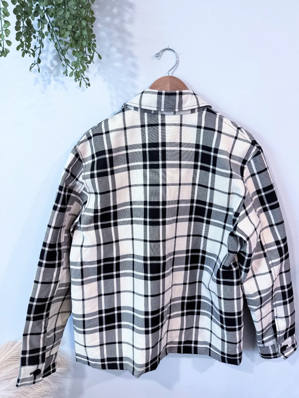 mens Black and White Plaid Zip Jacket Sz M